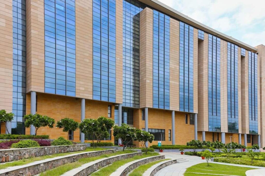 Best Engineering Colleges Without JEE Main 2025 | Admission, Rankings & Placements