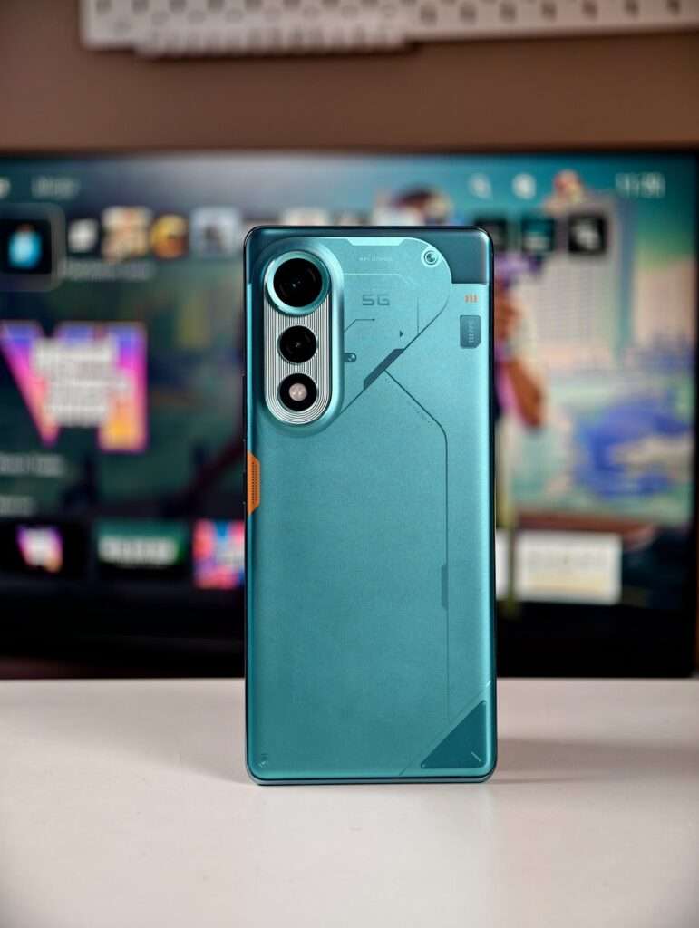 Tecno POVA Curve 5G