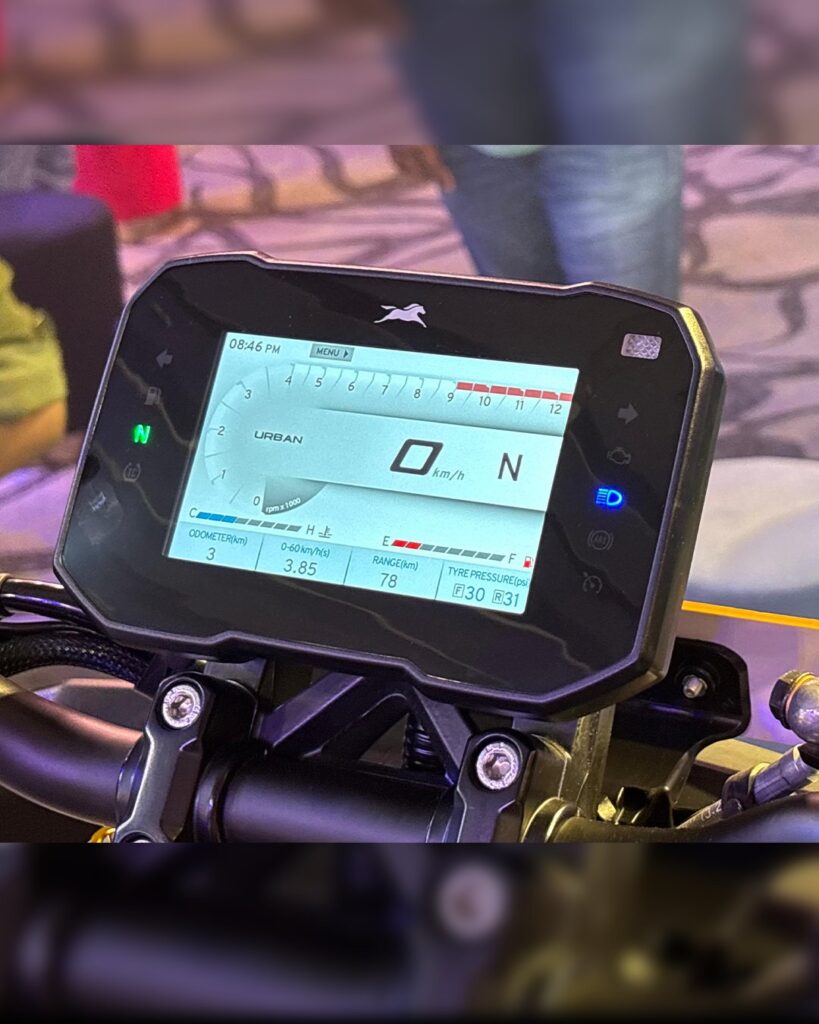 TVS Apache RTR 310 2025