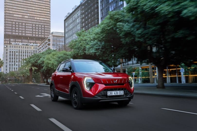 Mahindra XUV3XO REVX