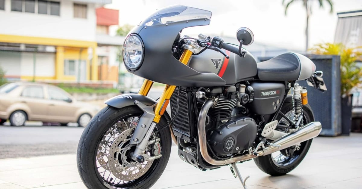 Triumph Thruxton 400